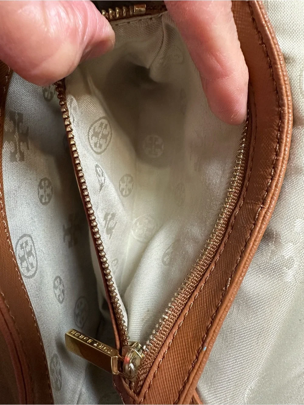 Tory Burch Robinson Luggage Brown Leather Crossbody Bag